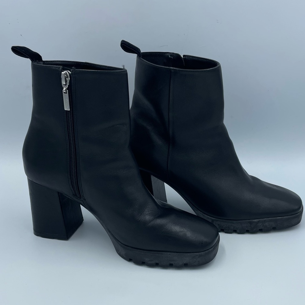 Schutz boots